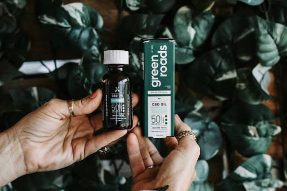 Green Roads: The CBD Brand That Started in a Pharmacy (And It Shows)